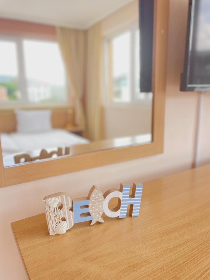 Family Hotel Morska Zvezda Balchik Bagian luar foto